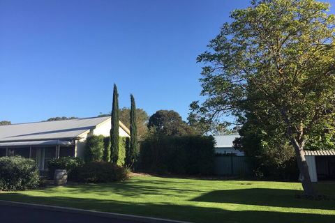 Alexander Cameron Suites - Accommodation NSW 1