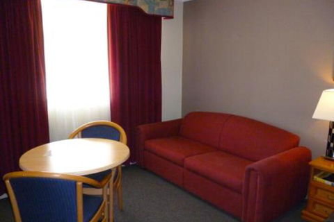 Highlands Motor Inn - Accommodation VIC 2
