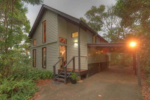 Montville Misty View Cottages - Broome Tourism 4