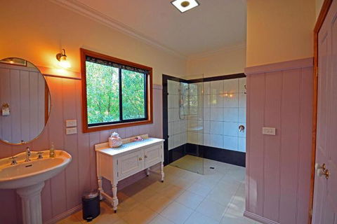 Araluen Park Cottages - Accommodation Newcastle 2