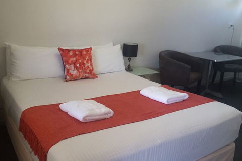 Chaparral Motel - Brisbane Tourism 5