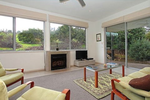 Limetree Hideaway - Accommodation Brisbane 0