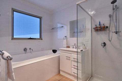 Esperance Landing - Tourism Listing 2