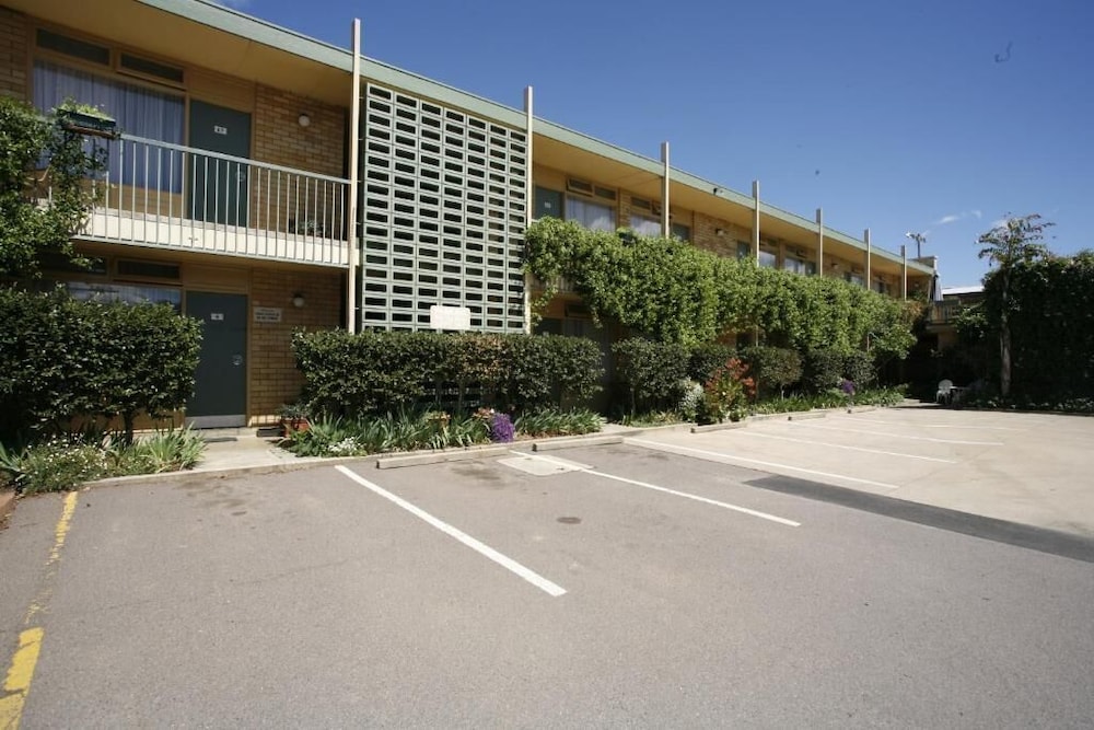Mid City Motor Inn - thumb 3