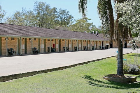 Burke And Wills Motor Inn - WA Accommodation 1