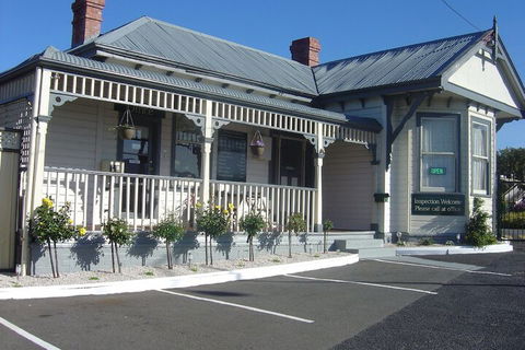 Hobart Cabins And Cottages - Wagga Wagga Accommodation 3