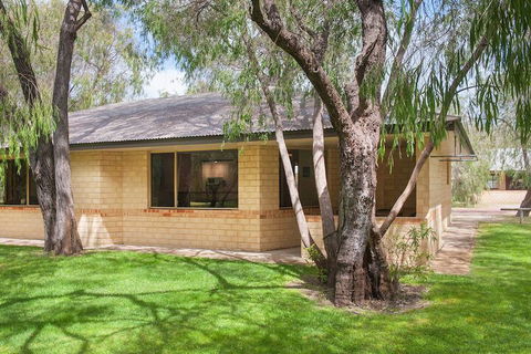 Siesta Park Holiday Resort - WA Accommodation 1