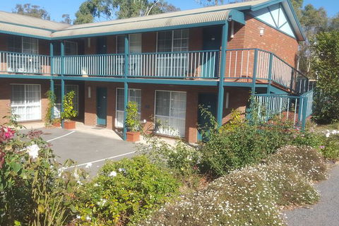 Hepburn Springs Motor Inn - Yamba Accommodation 2