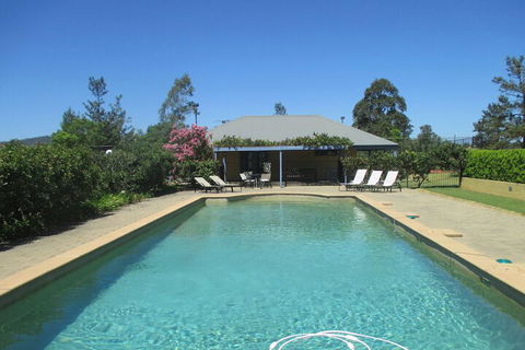 Tranquil Vale Vineyard & Cottages - Accommodation Hamilton Island 5