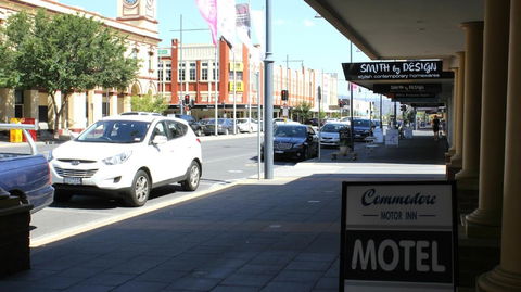 Commodore Motor Inn Albury - Tourism Listing 0
