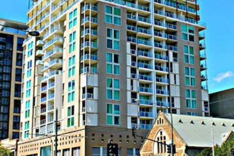 Adelaide DressCircle Apartments North Terrace - Holiday Jervis Bay 0