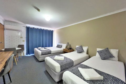 Albury Garden Court Motel - Mackay Tourism 6