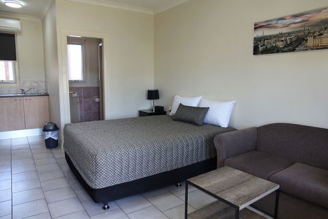 Tumut Apartments - Whitsundays Tourism 6