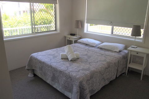 Le Chelsea Holidays - Hobart Tourism 3