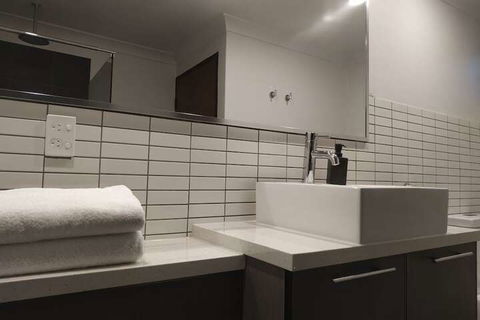 Glenelg Gateway Apartments - Accommodation Redcliffe 7