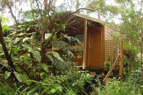 Samurai Beach Bungalows Port Stephens YHA - Accommodation Newcastle 1