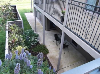 Swan Lake Guest House - Yamba Accommodation 0