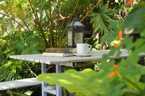HarbourSide B & B - Sunshine Coast Guide 2