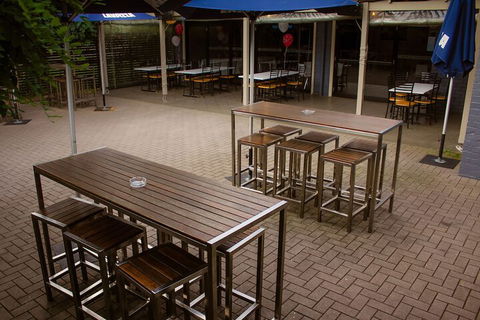 Sunnyside Tavern - Accommodation Australia 1