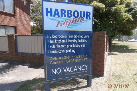 Harbour Lights Holiday Units - Victoria Tourism 2