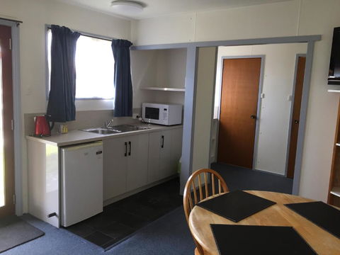 Regatta Point Tavern & Holiday Villas - Byron Bay Accommodation 3