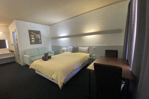 Capri Motel - Stayed 6