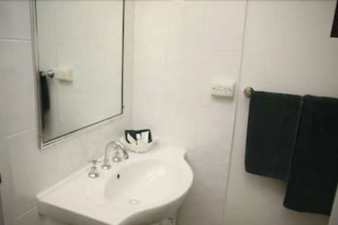 All Seasons Motor Lodge - Hobart Tourism 7