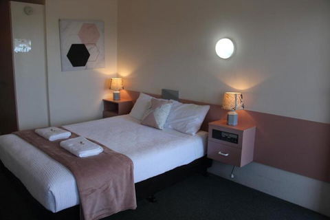Caloundra Suncourt Motel - Holiday Jervis Bay 0
