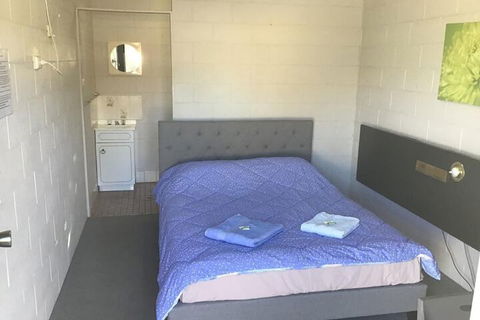 Rankins Springs Motel - Kingaroy Accommodation 6