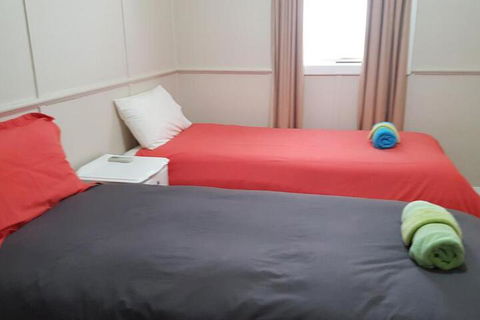 16 Gregson Silky Oaks - Accommodation Fremantle 1