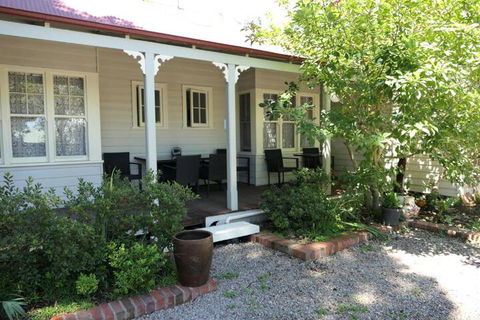 Norwood Mountain Lodge - Victoria Tourism 5