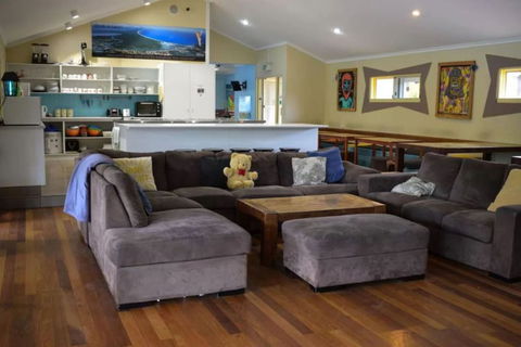 Flashpackers Hervey Bay Hostel - Accommodation Brisbane 2