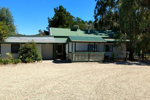 Fernleigh Farmstay & Bike Park - Cruises Travel 2