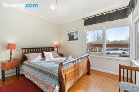 3 Sisters Blue Mountains Cottage - WA Accommodation 2