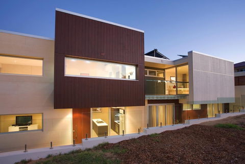 Alouarn Apartment 2 - Holiday Melbourne 3