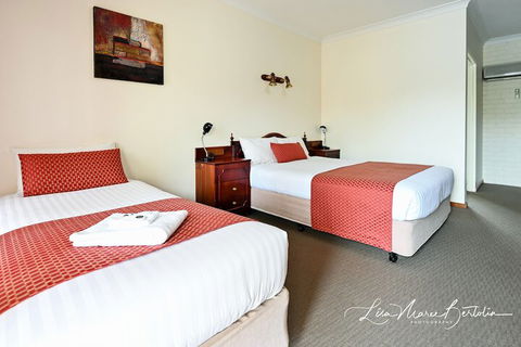 Narrandera Club Motor Inn - Accommodation Main Beach 7