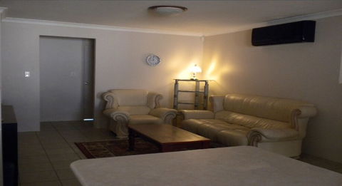 The Retreat - Accommodation Australia 6
