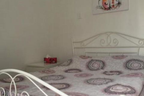 Rose Avenue Home Stay - Accommodation Brisbane 7