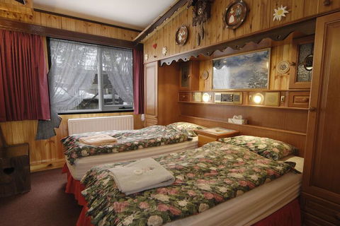 Karelia Alpine Lodge - Accommodation Yamba 1