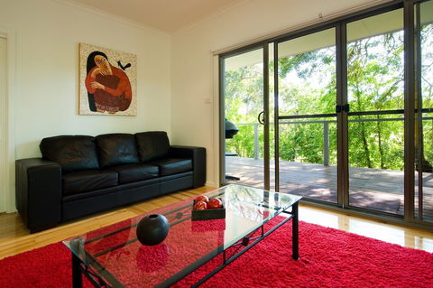 Apple Tree Cottage - Holiday Melbourne 5