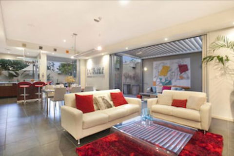 Lambert House - Tourism Listing 7