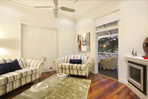 Lambert House - Tourism Listing 4