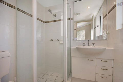 Le Beach Apartments - Yamba Accommodation 6
