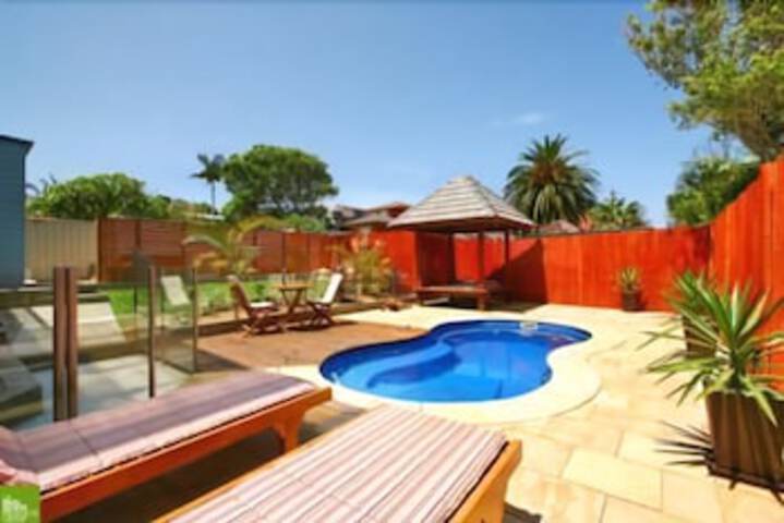 Bulli NSW Accommodation Sunshine Coast