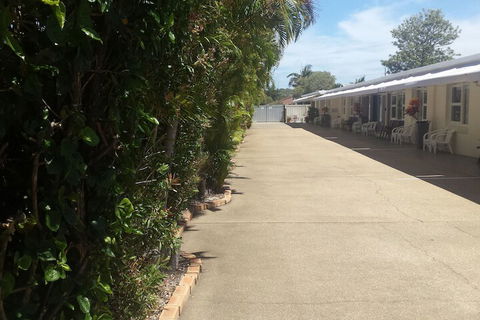 Oceana Holiday Units - Accommodation Newcastle 1