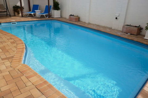 Oceana Holiday Units - Accommodation Newcastle 3
