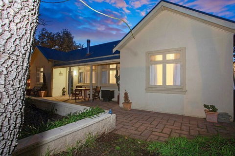 Hahndorf House B&B - Accommodation Noosa 1