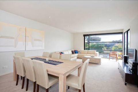 Four Kings Apartments - Accommodation Sydney 6