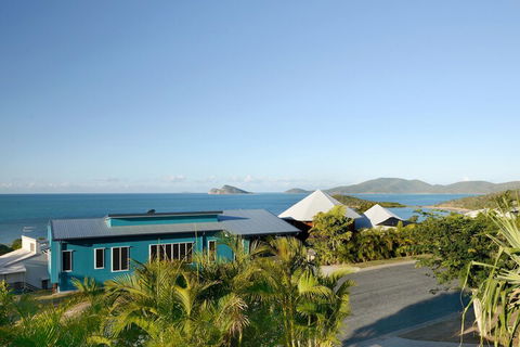 Hydeaway Bay Beach House - Holiday Jervis Bay 1