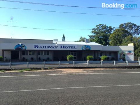 Railway Hotel Bundaberg - Yamba Accommodation 5